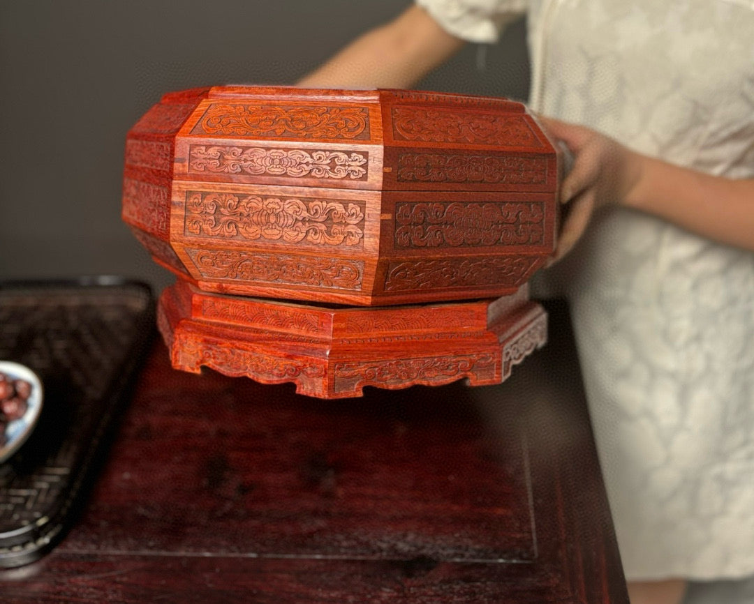 Burmese Padauk Rotating Snack Tray – Fortune Spinner with Mortise & Tenon Craft