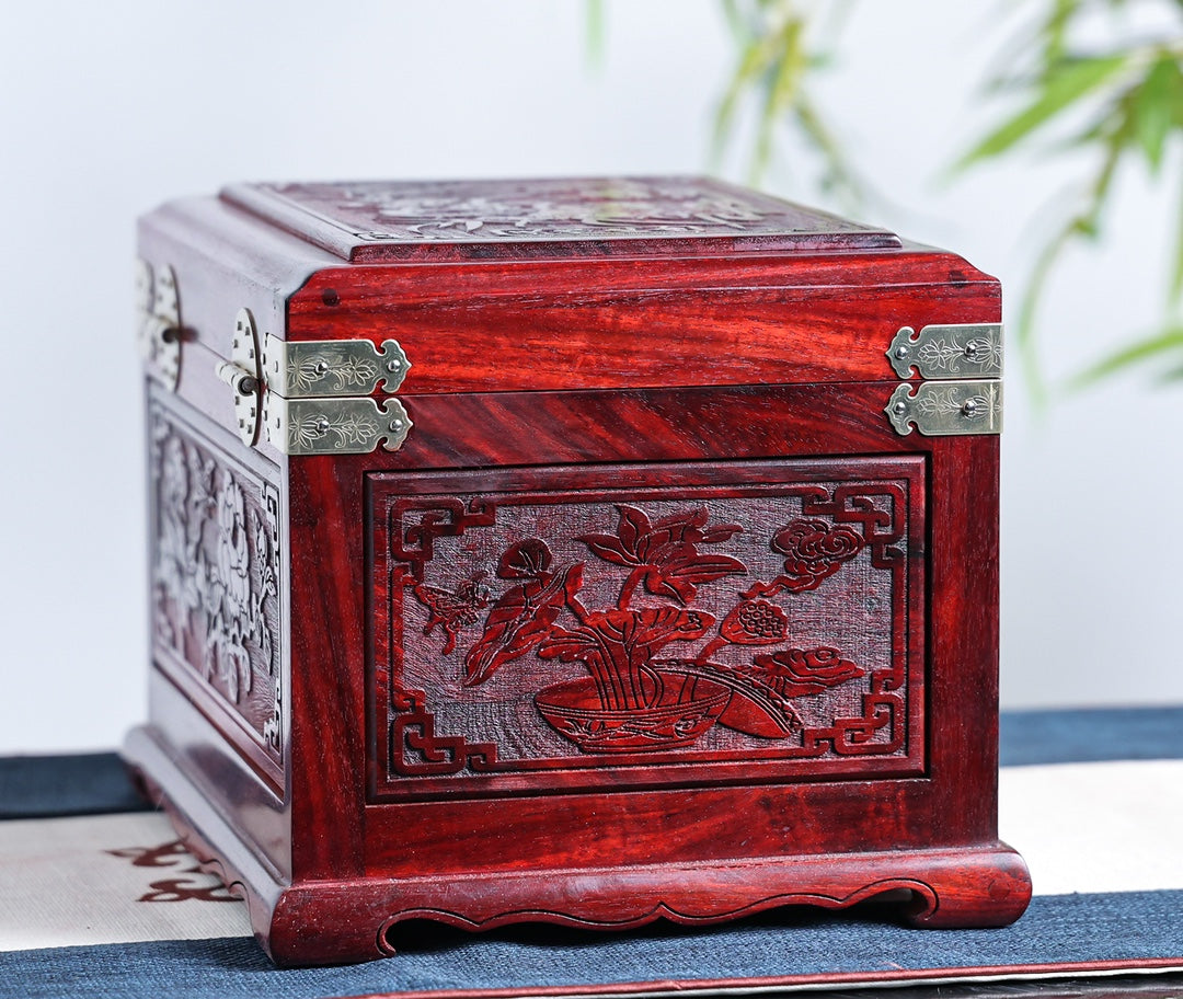Carved Blood Sandalwood Jewelry Box – “Perfect Match” Design, Antique Bridal Chest with Silk Gift Box (24.5×19×17cm