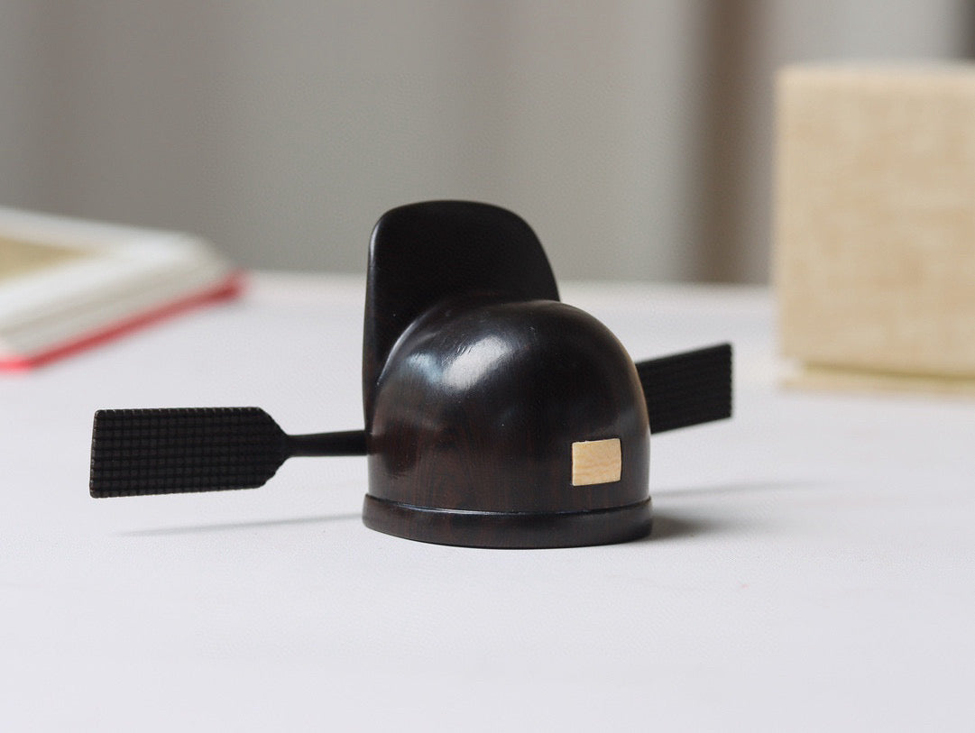 Scholar’s Hat Figurine in Rosewood – Ming Dynasty Official Cap Replica