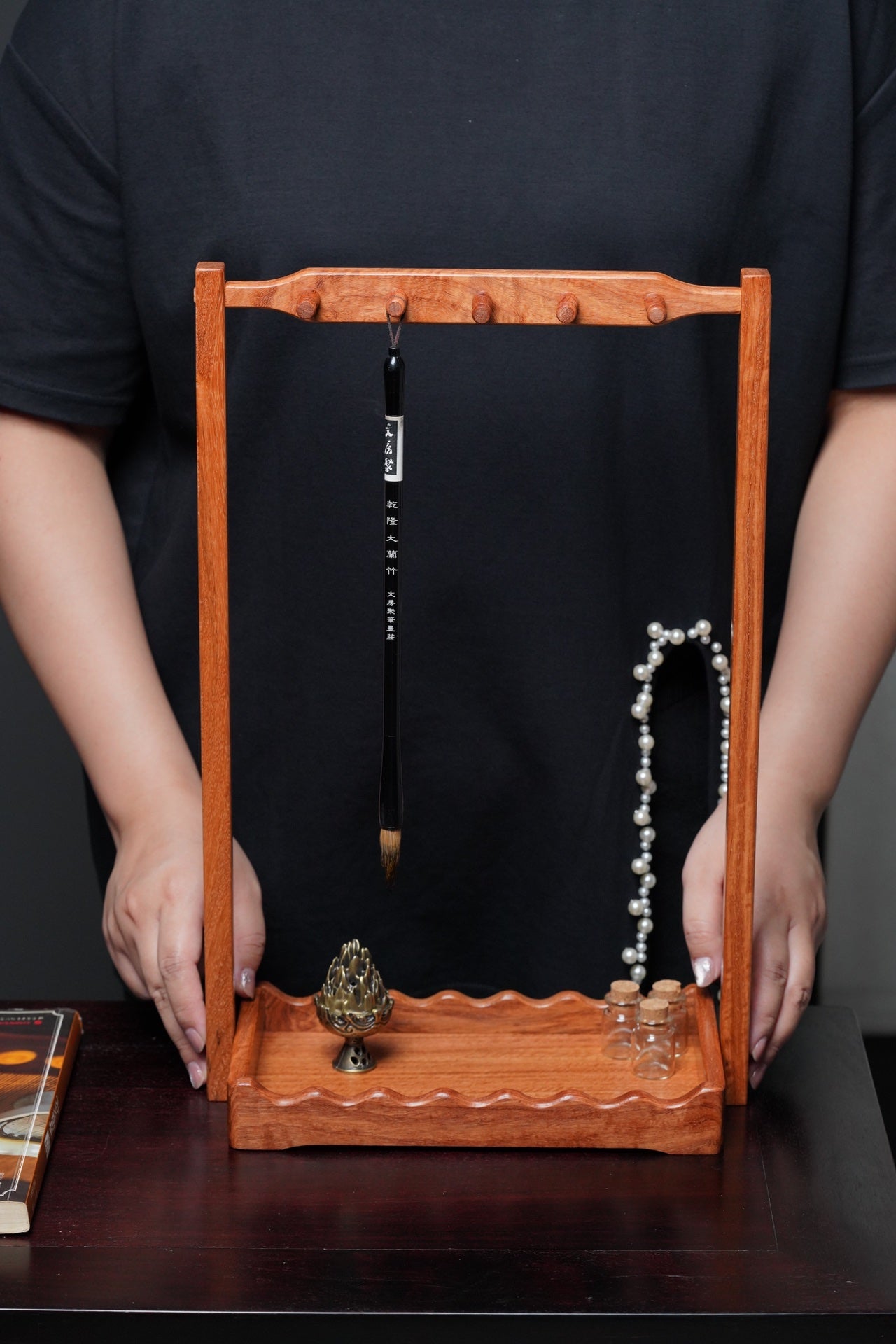 High-Quality Hardwood Calligraphy Pen Holder with Mortise & Tenon Joints, Dismountable - 26x13.5x41cm